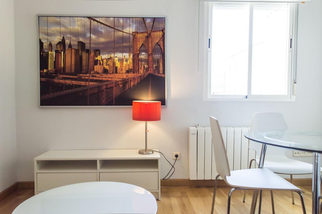 For You Rentals Reina Sofia Apartment Temporal Df21 Madrid Exteriér fotografie