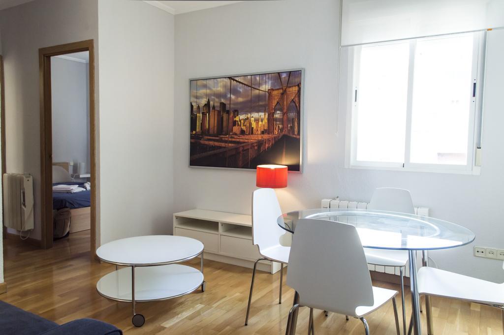 For You Rentals Reina Sofia Apartment Temporal Df21 Madrid Exteriér fotografie